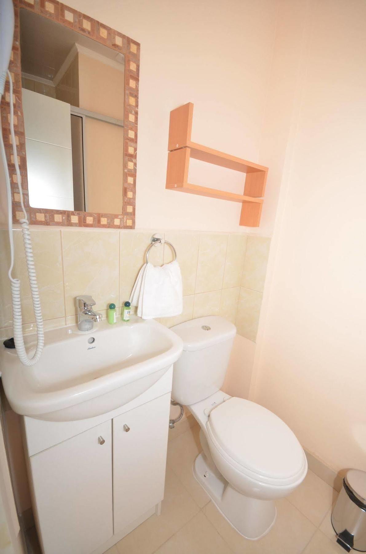 Hotel Ayelen Express à Calama Extérieur photo